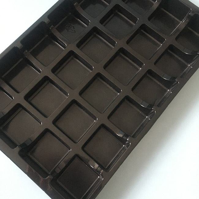 Disposable Plastic PET Square Blister Tray for Chocolate - Image 2