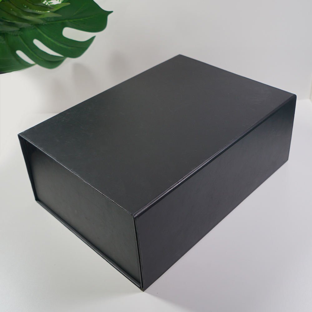 Simplicity Rectangular Black Matt Magnetic Paper Gift Cube Box Book Shape UV Coated Embossed Sponge Lined