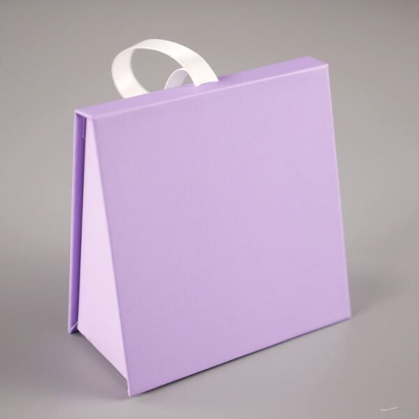 Small Magnetic Closure Rigid Paperboard Cosmetic Gift Packaging Box with Sponge Liner Matt Lamination Ribbon Handle